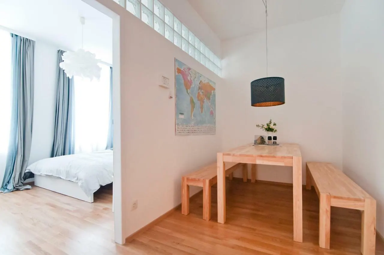 Leystrasse - Apartment Zwischen Donauinsel, Altstadt Und Messezentrum Viena