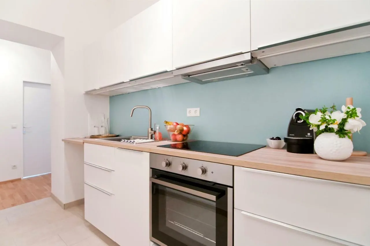 Leystrasse - Apartment Zwischen Donauinsel, Altstadt Und Messezentrum Viena