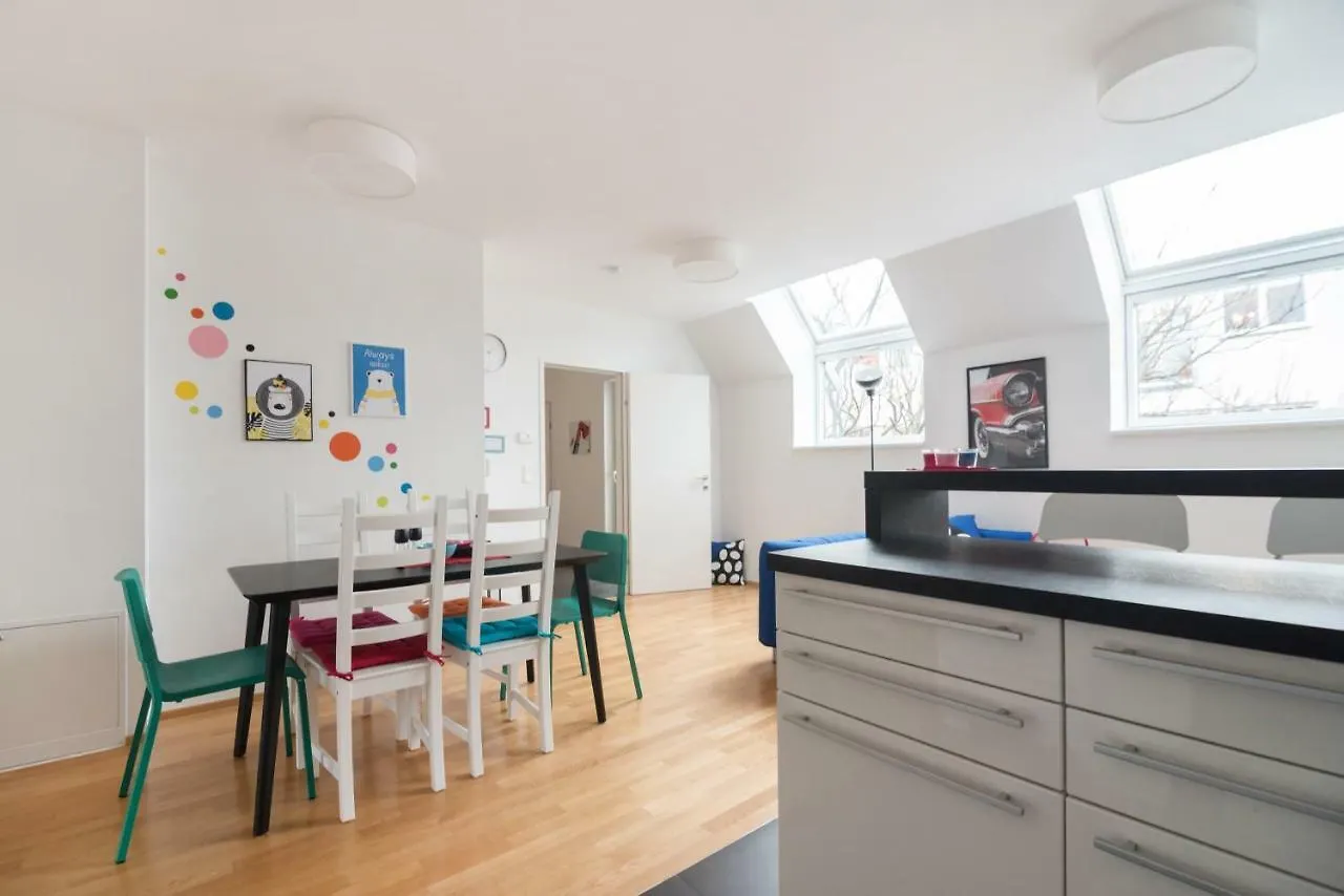 Leystrasse - Apartment Zwischen Donauinsel, Altstadt Und Messezentrum Viena