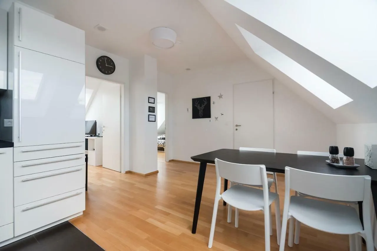Leystrasse - Apartment Zwischen Donauinsel, Altstadt Und Messezentrum Viena